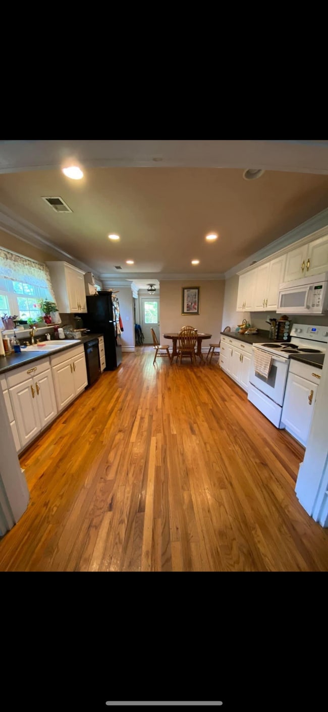 Photo - 71 Dunnemann Ave House