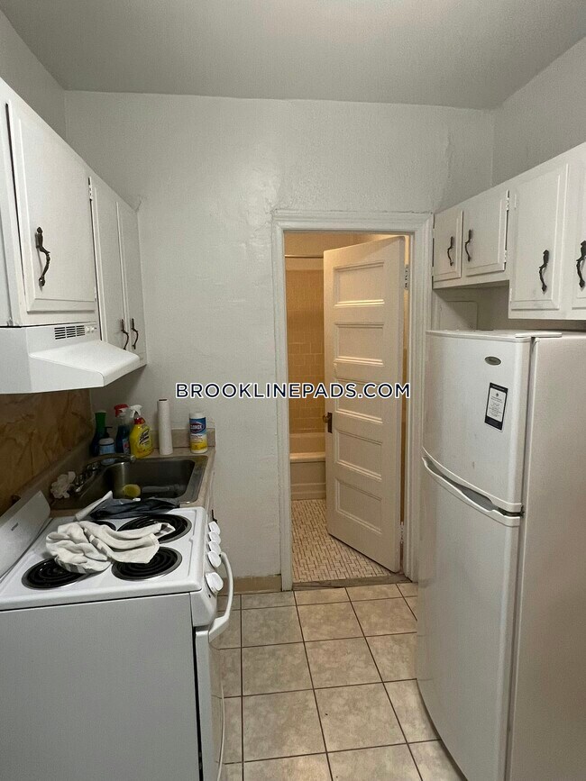 Foto del edificio - 1223 Beacon St.