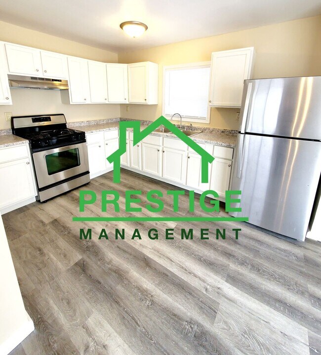 Foto del edificio - 3 bedroom 1 bath Updated Home Sec 8 welcome