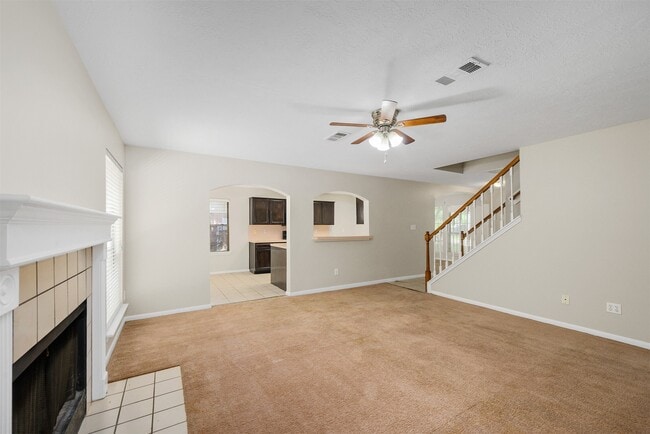 Building Photo - 1631 Stonehaven Village Cir