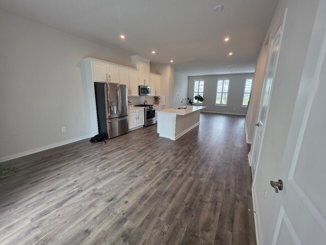 Building Photo - 1717 Autumn Maple Leaf Dr
