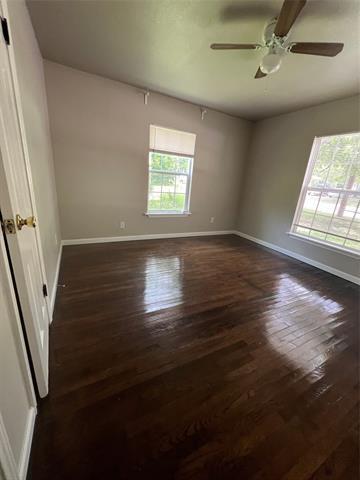 Foto del edificio - 1419 Lindsey St