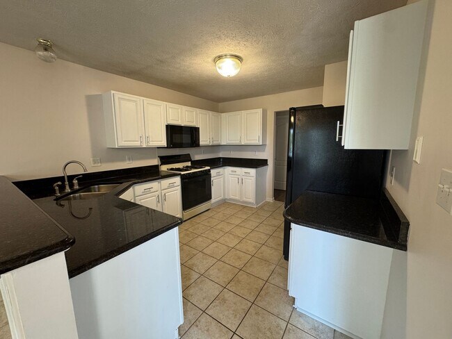 Foto del edificio - 9847 Cranberry Cir
