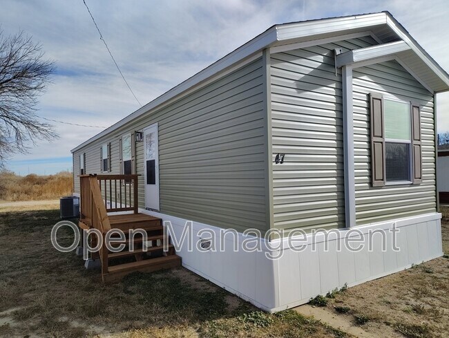 Foto del edificio - 120 Terry Blvd