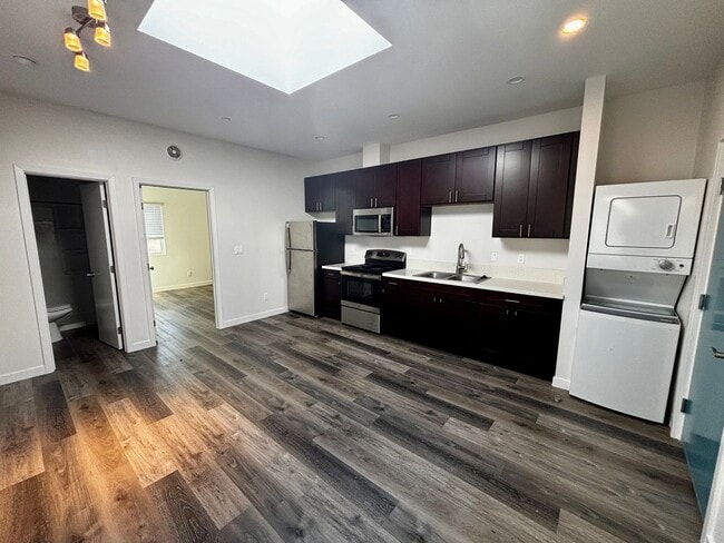 Foto del edificio - Newly Renovated 1 Bed/1 Bath