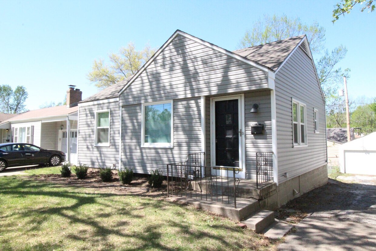7722 Pennsylvania Ave, Kansas City, MO 64114 House Rental in Kansas