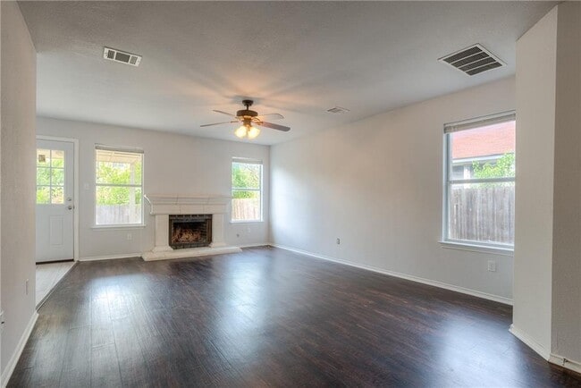 Building Photo - 3501 Sauls Dr