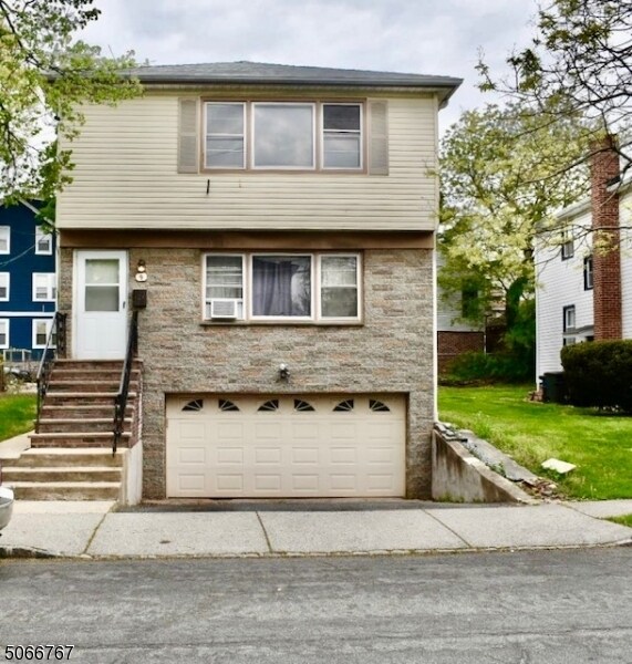 9 Gifford Ct, Maplewood, NJ 07040 Apartment for Rent in Maplewood, NJ