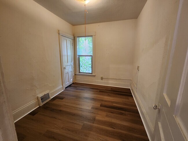 Foto del edificio - 1013 Williamson St