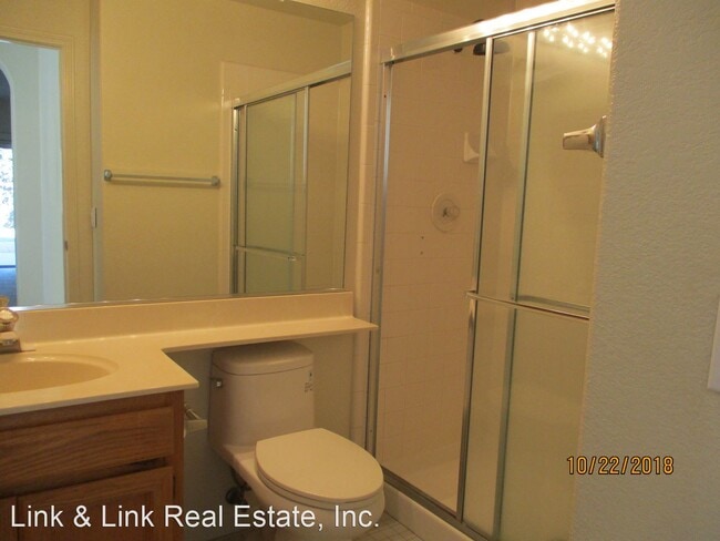 Building Photo - 5 br, 3 bath House - 167 Suncrest