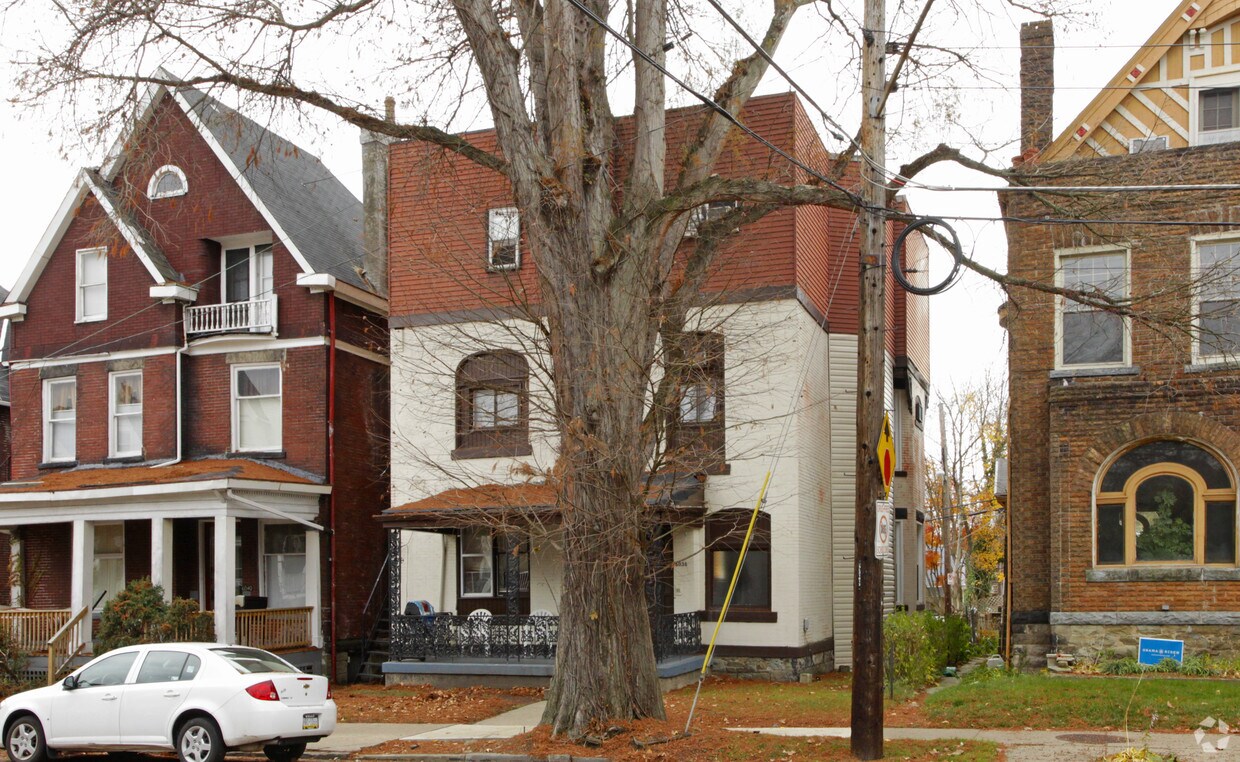 Building Photo - 6036 Stanton Ave