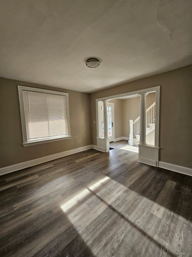 Building Photo - 942 Olive Ave | 3 Beds, 1 Bath