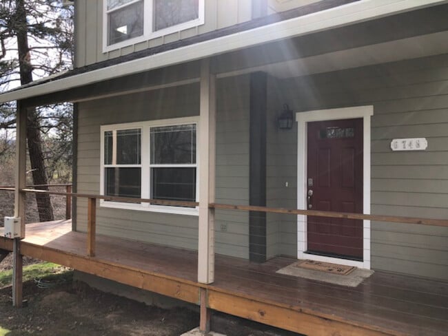 Building Photo - 6748 Highway 66