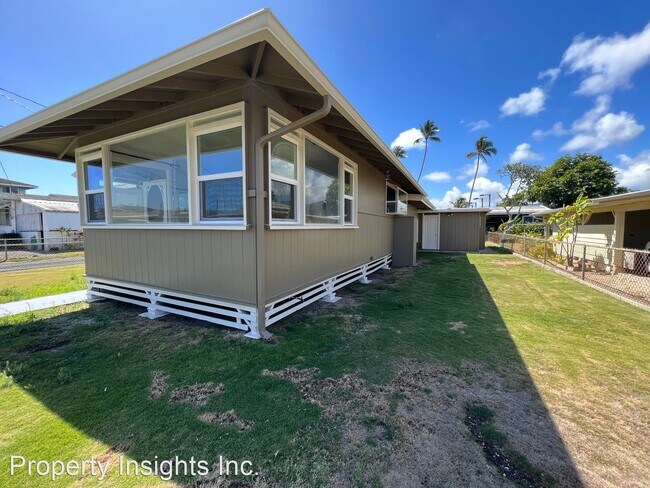 Building Photo - 3 br, 1 bath House - 541 Olomana Street