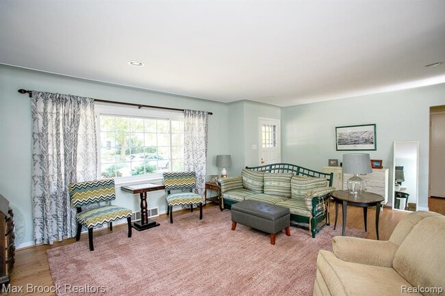 Foto del edificio - 4163 Amherst Rd