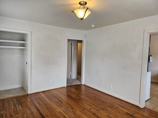 Foto del edificio - 3002 Woodrow St