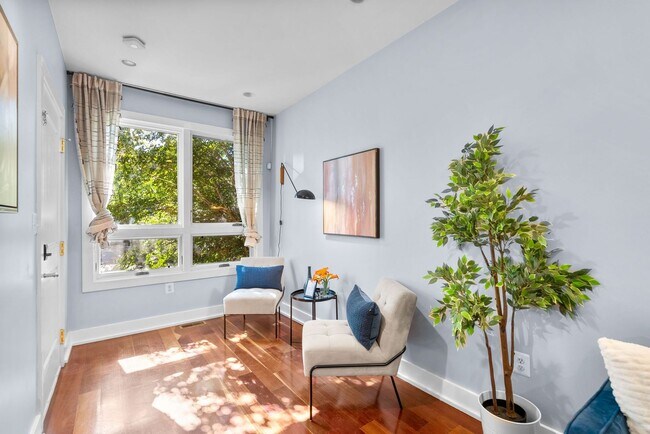 Photo - Stylish 2-Level Condo with Private Yard & Chef’s Kitchen Near Petworth Metro!