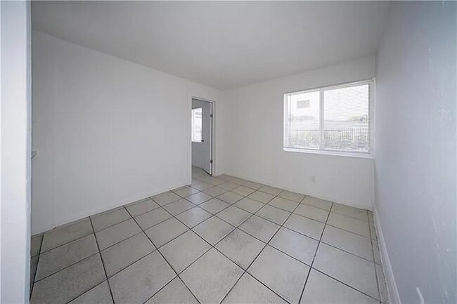Foto del edificio - 1000 NW 95th Terrace