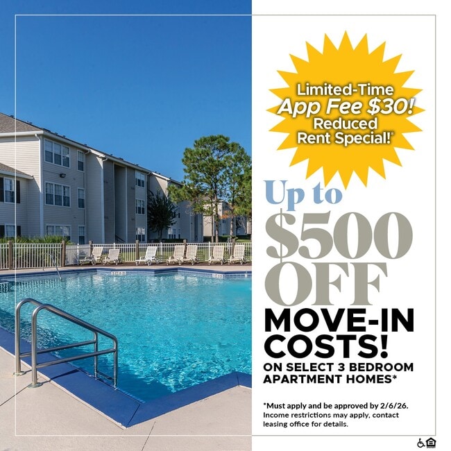 Building Photo - Lee Vista