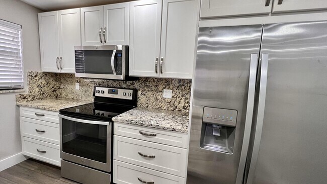 Foto del edificio - 9430 Boca Cove Cir