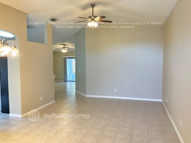 Foto del edificio - 2337 Deercroft Dr
