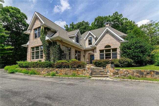 Foto del edificio - 28 Wrights Mill Rd