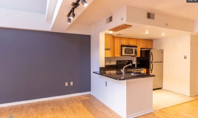 Building Photo - 1225 13th St NW