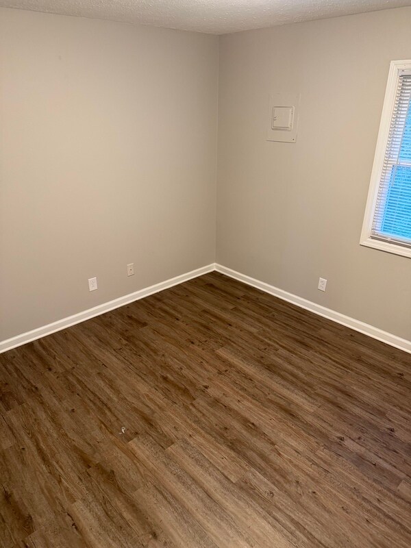 Foto del edificio - 250 Herndon St