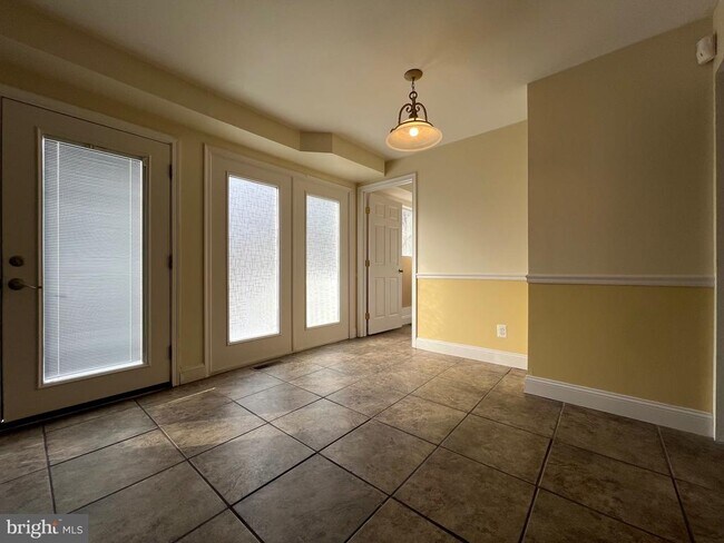 Foto del edificio - 5975 Port Tobacco Rd