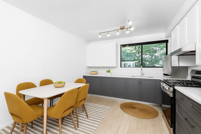 Foto del edificio - 2033 N Beachwood Drive