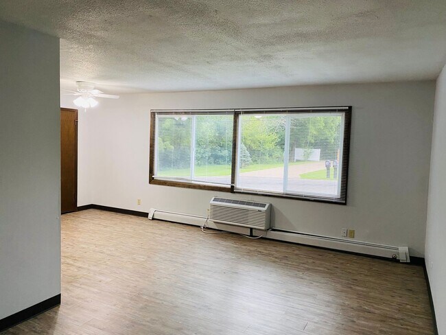 Foto del edificio - 1715 Edgewood Dr NW