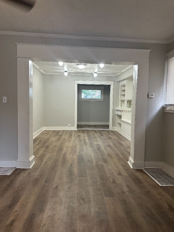 4233 S Benton Ave, Kansas City, MO 64130 House Rental in Kansas City