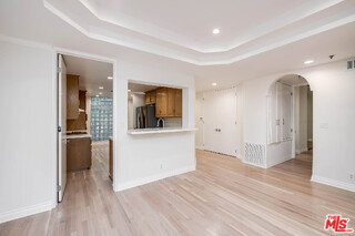 Foto del edificio - 2132 Century Park Ln