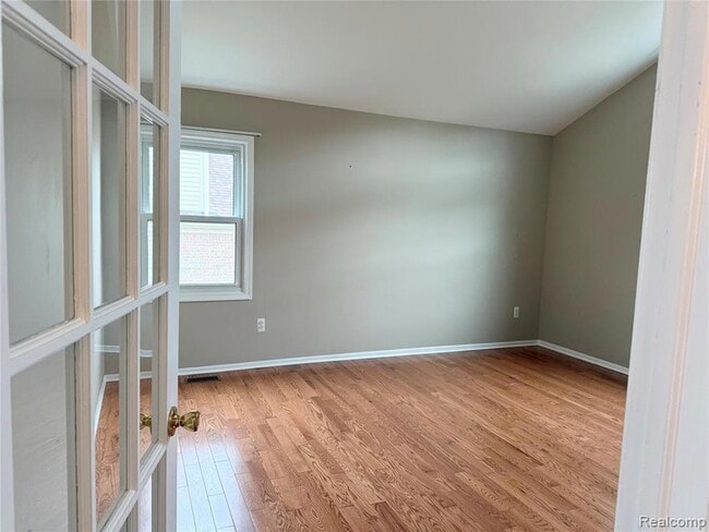 Photo - 28975 Hearthstone Dr House