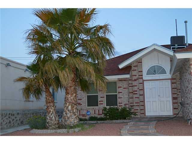 Building Photo - 7728 Nardo Goodman Dr