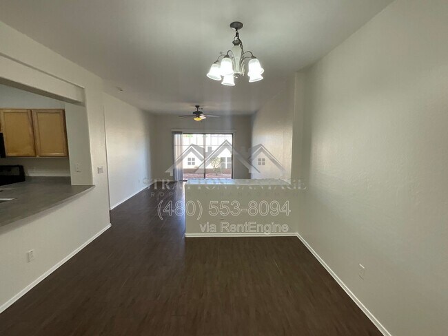 Foto del edificio - 2831 E Southern Ave