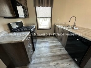 Building Photo - E12505 County Rd W