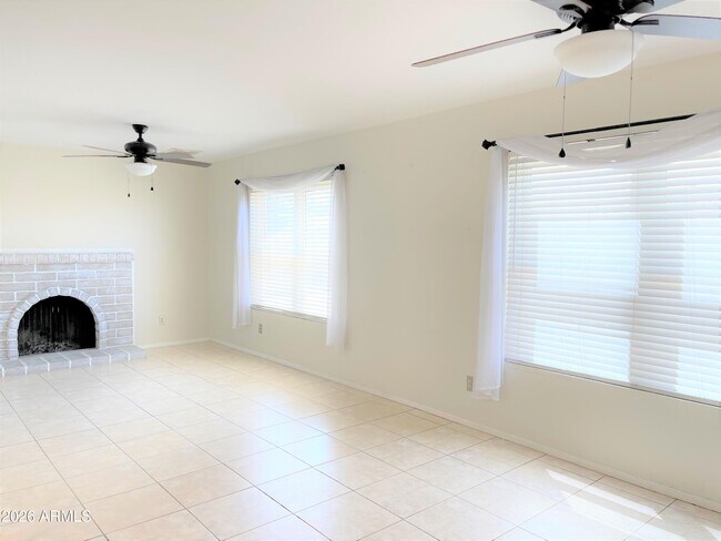 Foto del edificio - 3501 W Detroit St