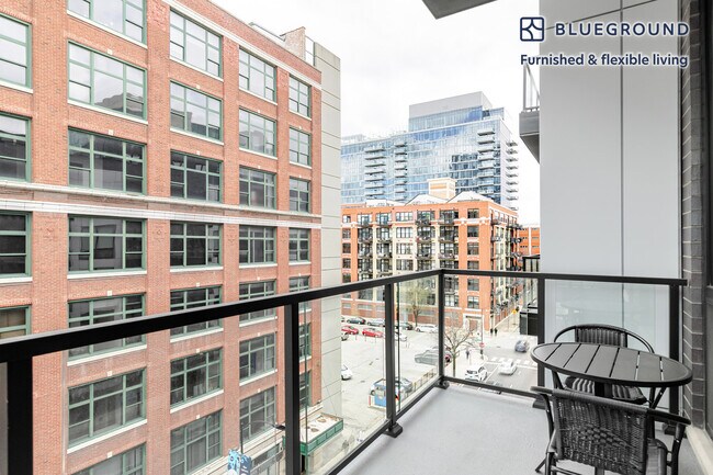 Foto del edificio - 812 W Adams St