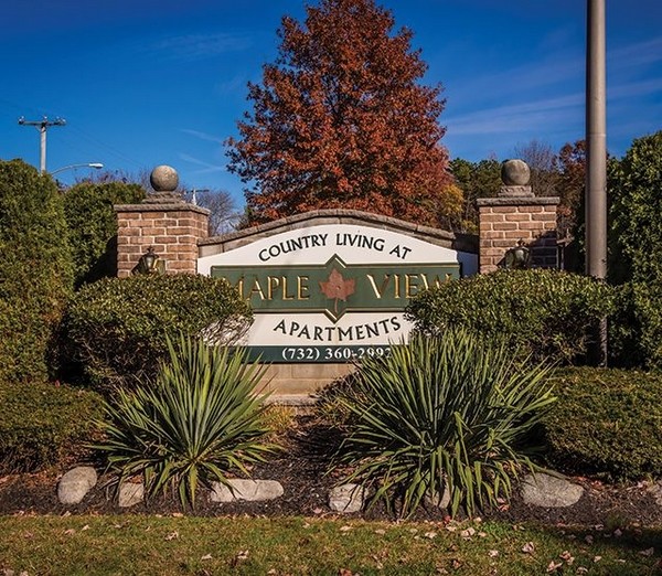 Primary Photo - Country Living at Mapleview