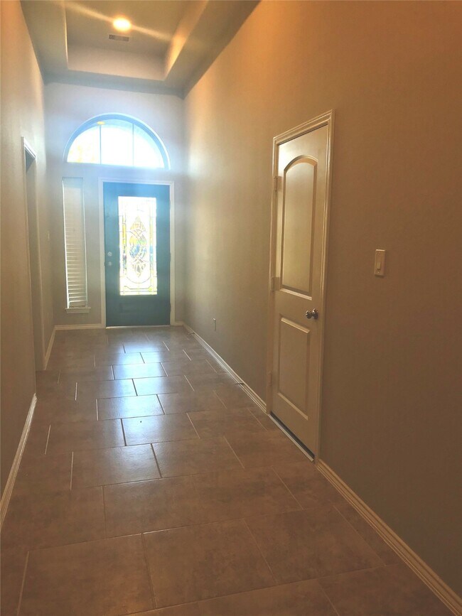 Foto del edificio - 23826 Via Viale Dr