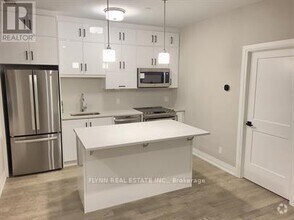 Building Photo - 3265-3265 Carding Mill Trail