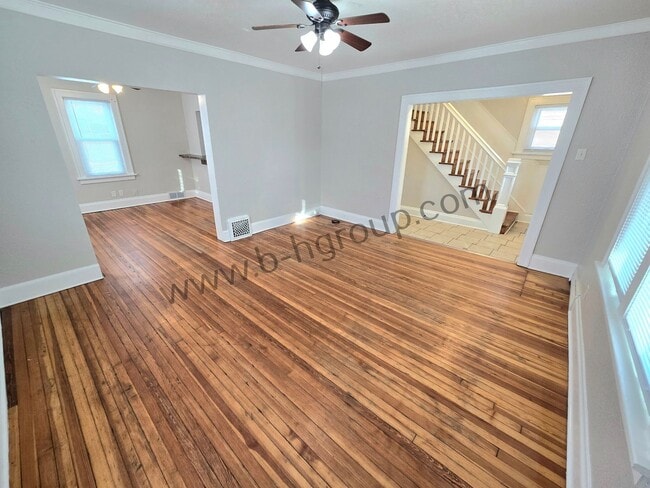 Building Photo - Spacious Single Family Home