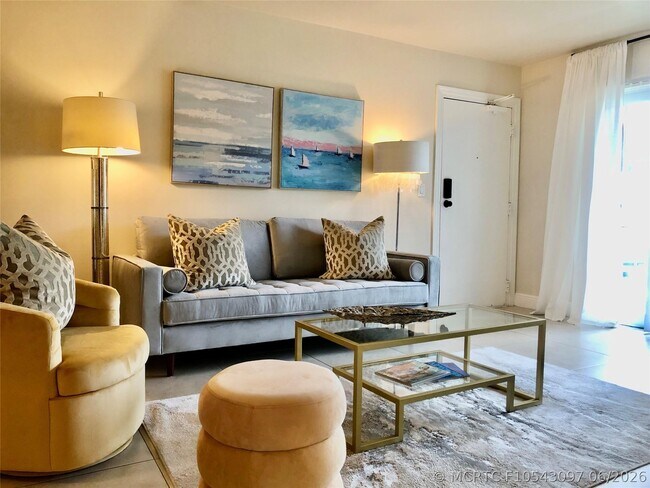 Foto del edificio - 6407 Bay Club Dr