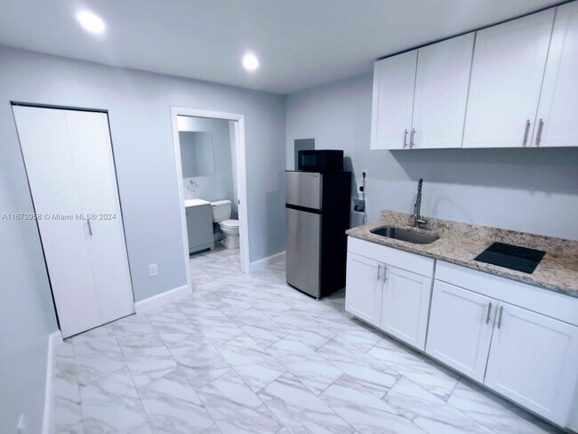 Foto del edificio - 632 W 5th St