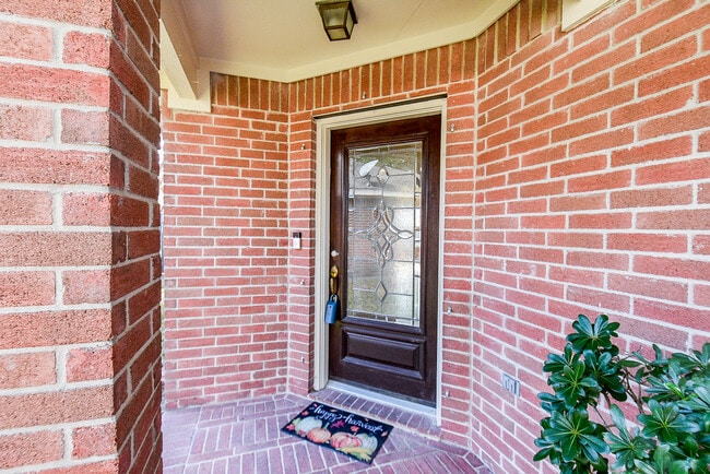 Building Photo - 11102 Kentington Oak Dr
