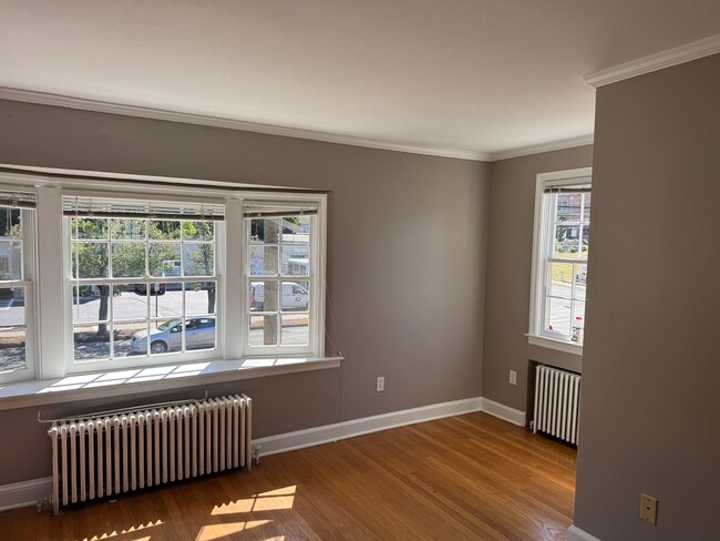 Building Photo - 1640 Whitney Ave