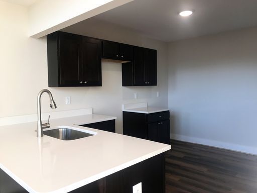 Foto del edificio - Luxury Location and Convenience