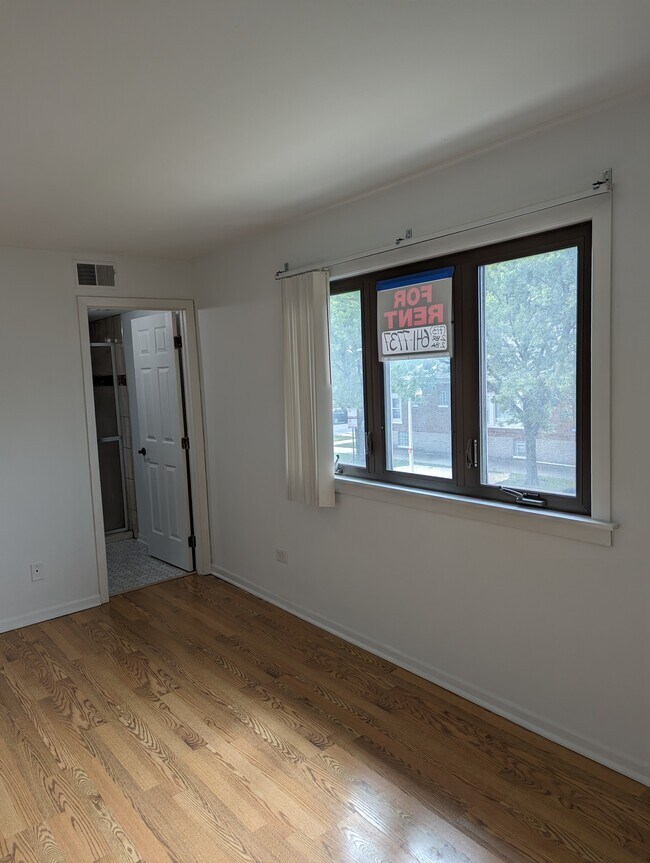 Master Bedroom - 6056 S Keating Ave