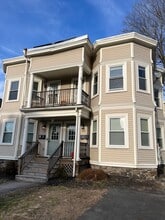 Building Photo - 109-111-111 Chadwick St